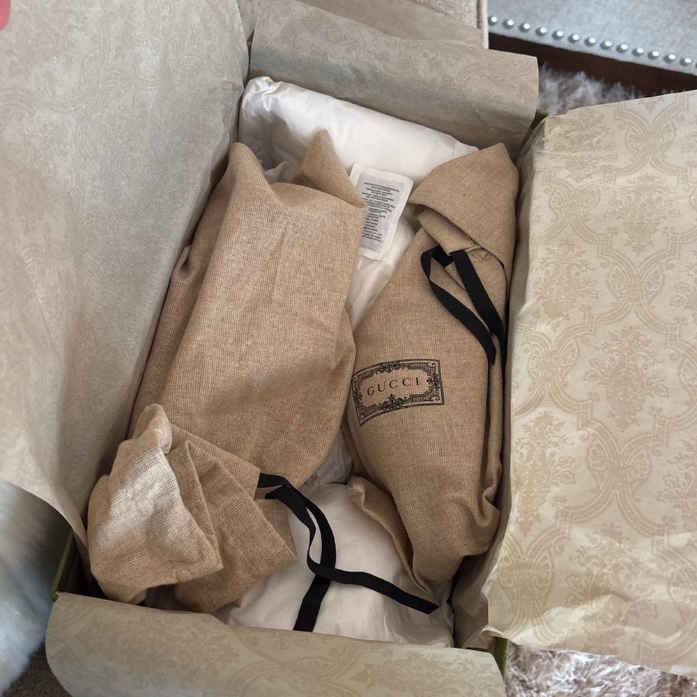 Gucci Ribber Slides - Picture 3 of 5